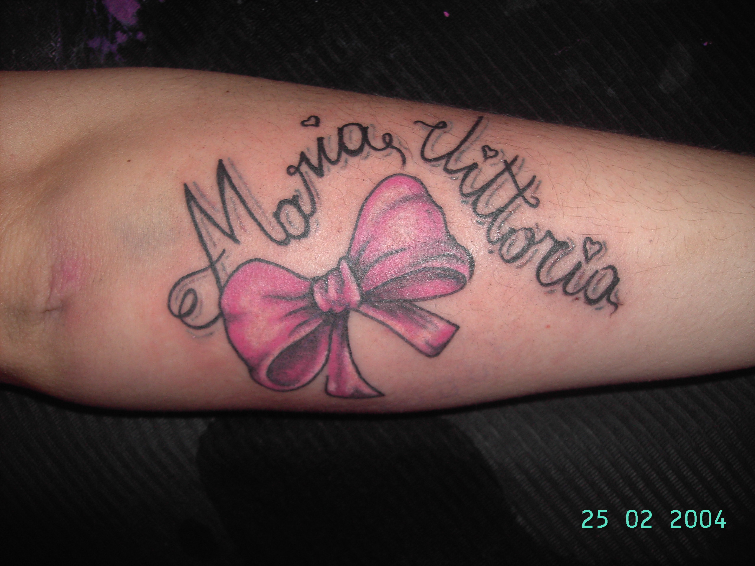 scritte nero su bianco tattoo scritte nero su bianco tattoo
