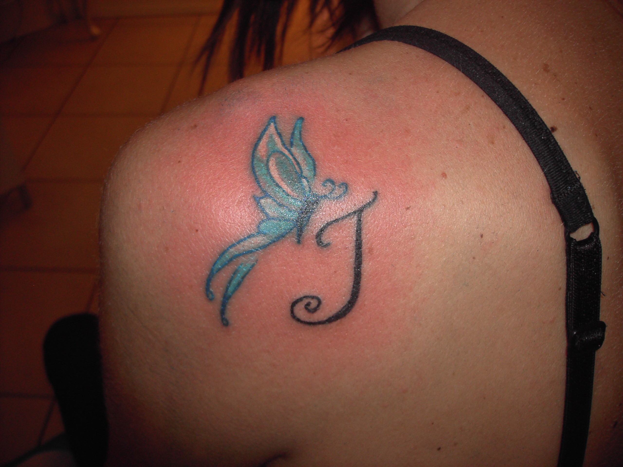 farfalle nero su bianco tattoo farfalle nero su bianco tattoo