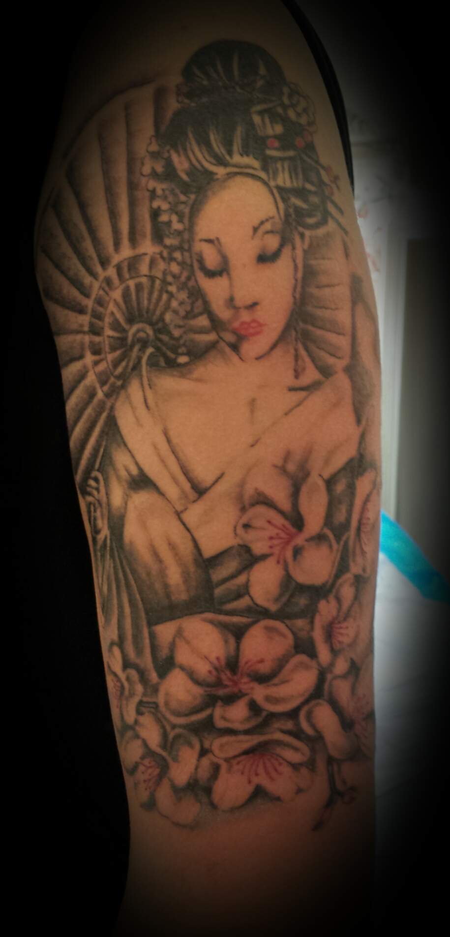 geisha nero su bianco tattoo geisha nero su bianco tattoo